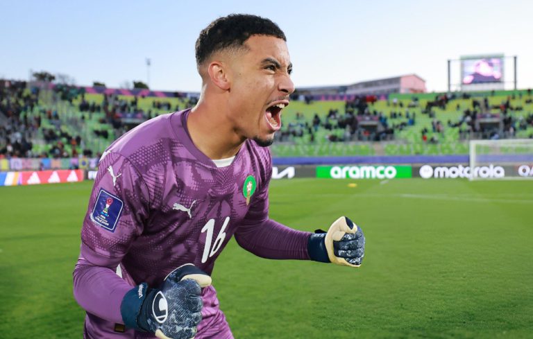 المصباحي .. حارس الجيش الذي خطف قلوب المغاربة بعد التأهل التاريخي لنهائي مونديال الشباب