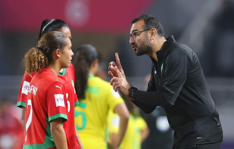 أنور مغينينا