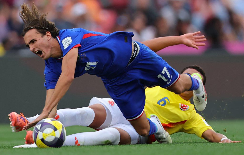 فرنسا ضد كولومبيا