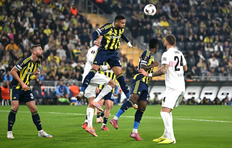 فنربخشة يفوز على شتوتغارت