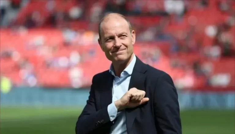 المدرب الدنماركي ياس توروب