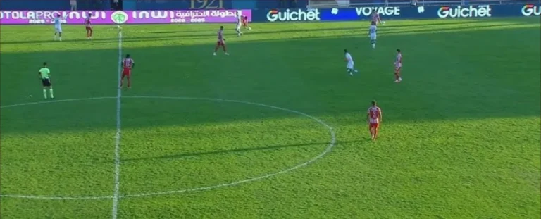 تعادل مثير بين أولمبيك الدشيرة والنادي المكناسي في البطولة الاحترافية