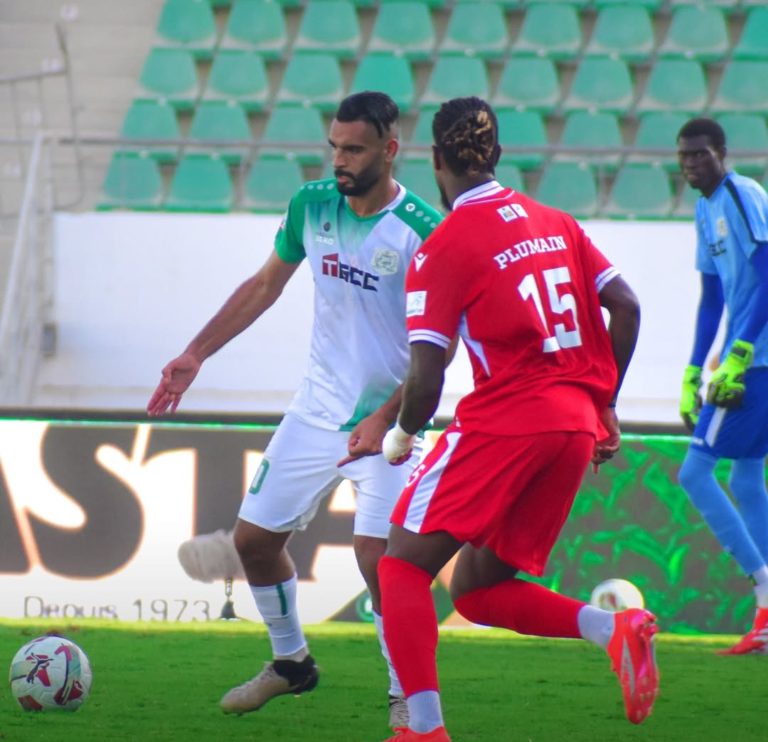 حسنية أكادير يقلب الطاولة على الدفاع الجديدي ويحقق فوزًا ثمينًا في البطولة