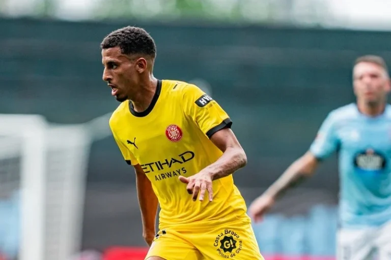 أوناحي مهدد بالغياب عن ديربي كاطالونيا أمام برشلونة