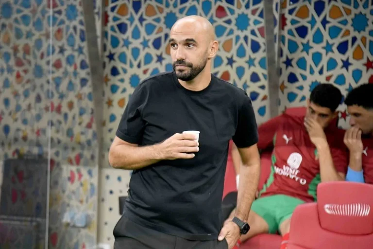 الركراكي يكشف موقفه من إستدعاء باعوف للمنتخب الأول