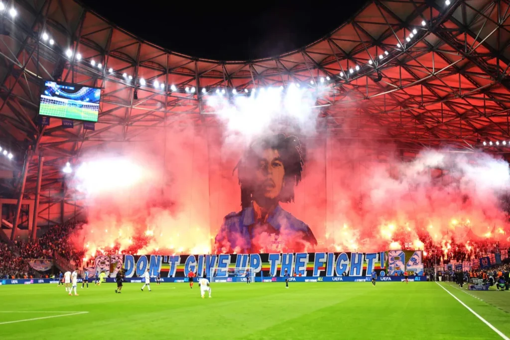 ضربة موجعة لمارسيليا.. يويفا يفرض عقوبات تاريخية على النادي الفرنسي