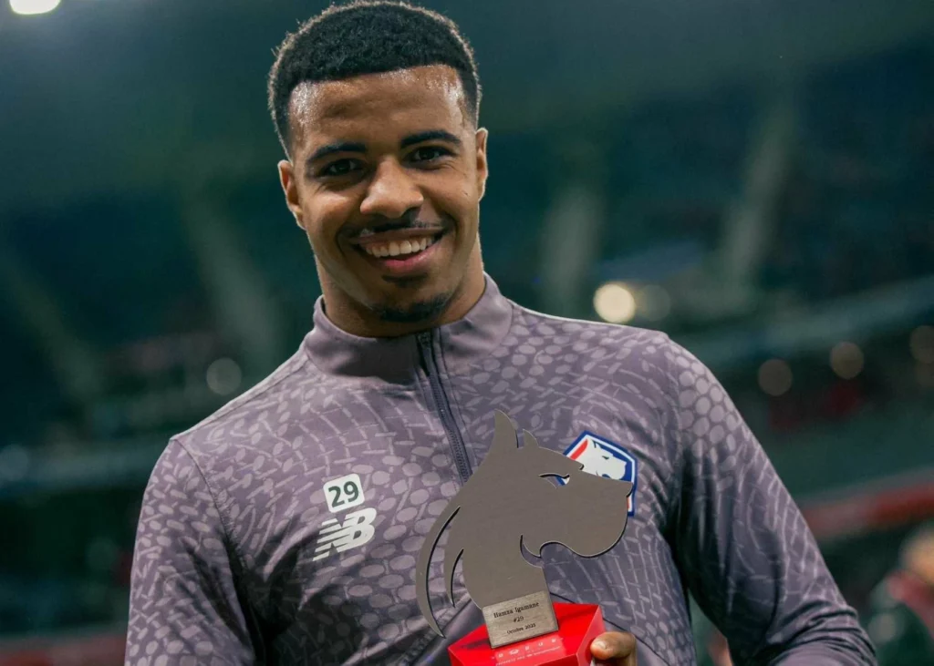 حمزة إيغامان يفوز بجائزة أفضل لاعب في ليل الفرنسي لشهر أكتوبر