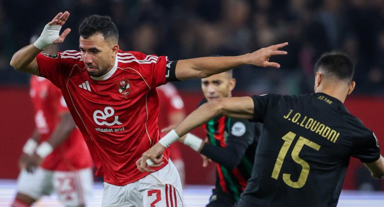 الأهلي يطالب «الكاف» بتشديد إجراءات السلامة واعتماد الـVAR في المباريات الجماهيرية