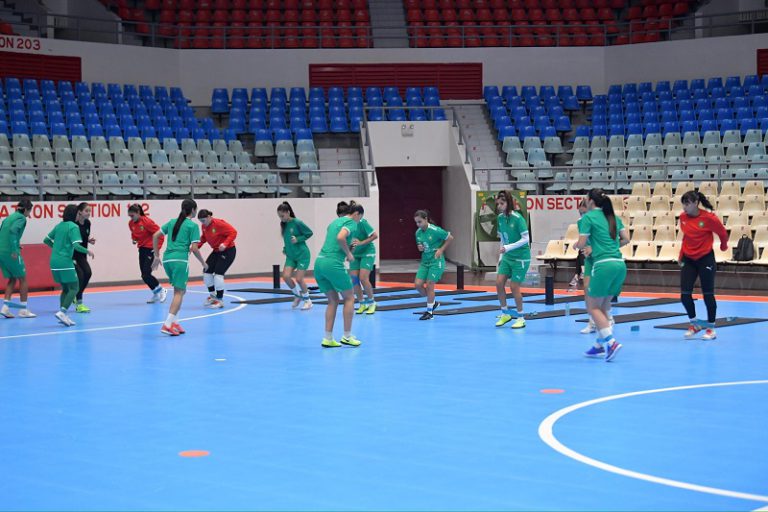 "لبؤات الفوتسال" يستعدن لمواجهة بولونيا في كأس العالم