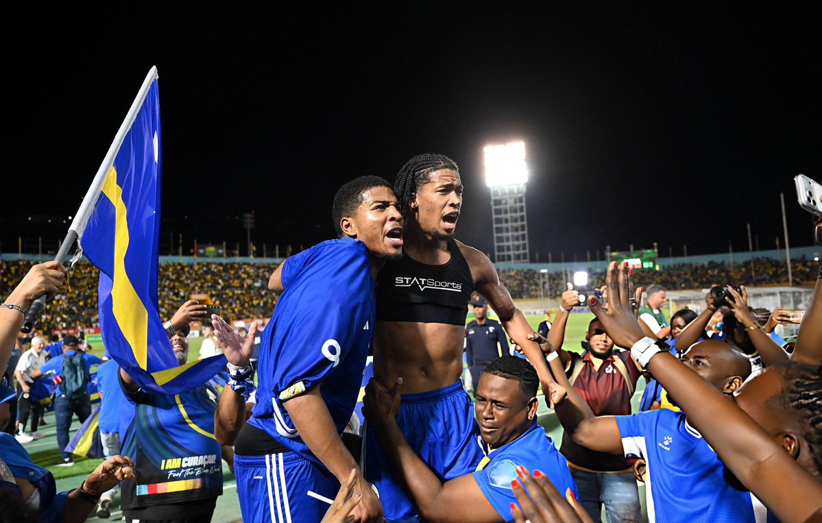 تأهل تاريخي لكوراساو.. أصغر دولة في مونديال 2026