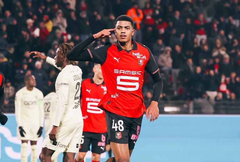 آيت بودلال يقود رين لفوز كبير على موناكو في الدوري الفرنسي