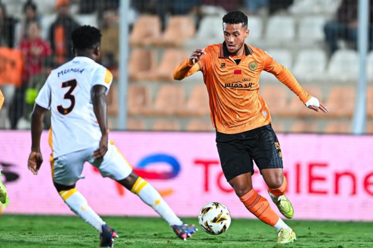شويعر يتألق وينال أعلى تنقيط أمام ديناموز في عصبة الأبطال الإفريقية
