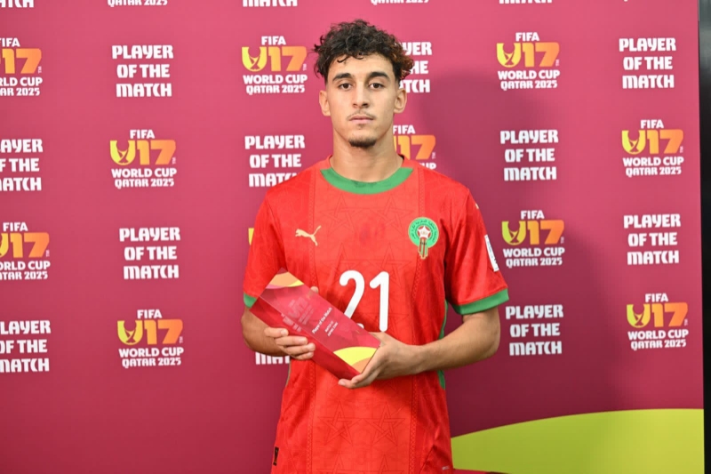 الداودي يتوج أفضل لاعب في مباراة المغرب وكاليدونيا الجديدة