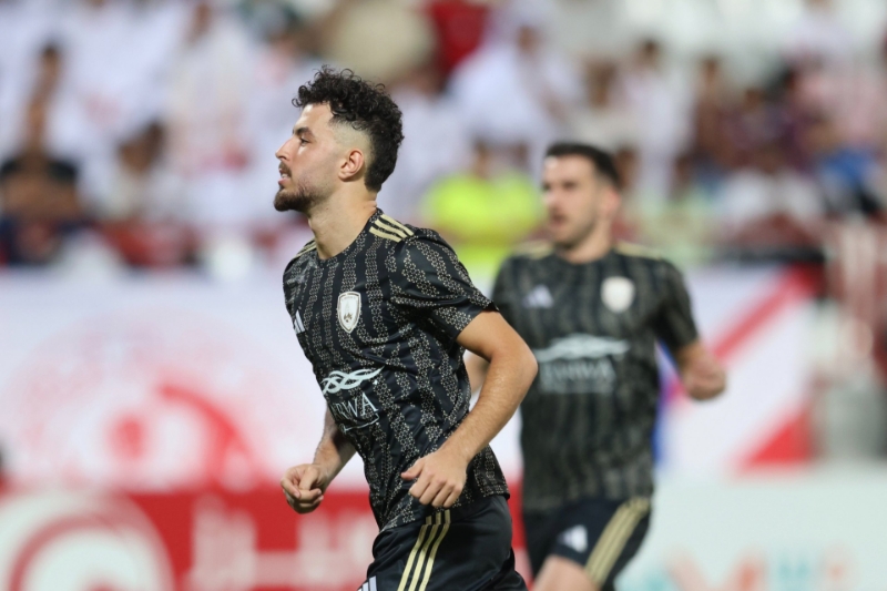 ثنائي مغربي يقود الوكرة لتعادل مثير أمام الشمال في الدوري القطري