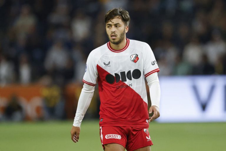 سفيان الكرواني يتألق مع أوتريخت في الدوري الأوروبي