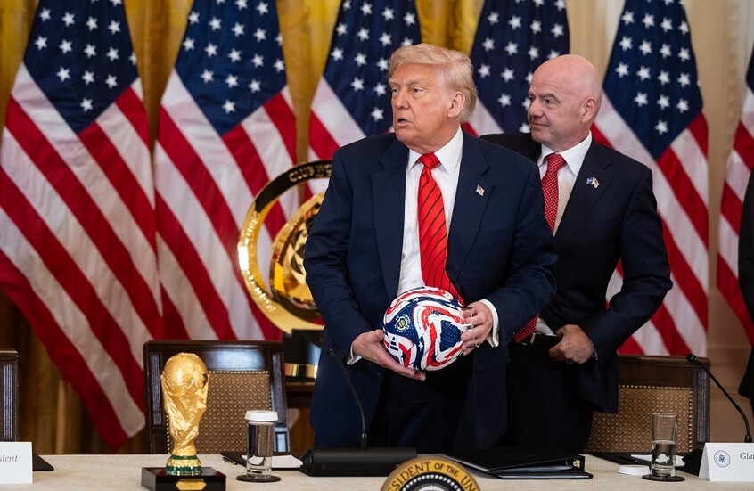 إنفانتينو وترامب