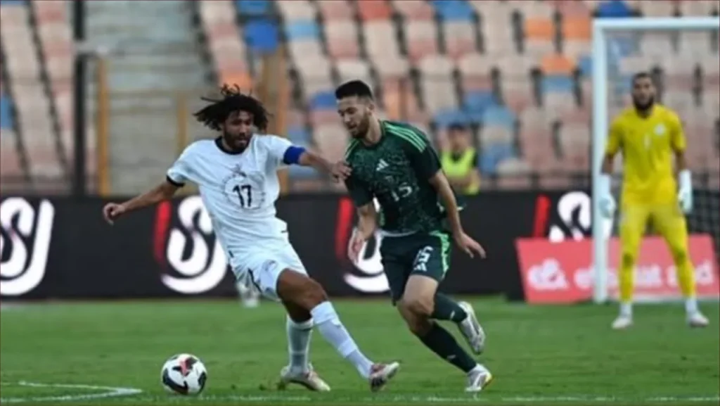 منتخب مصر يقلب الطاولة على الجزائر ويفوز بثلاثية في ودية مثيرة