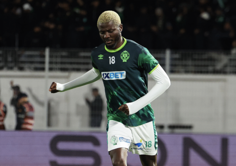 فيديريكو بيكورو يوقّع لنادي تشافيش البرتغالي بعد فسخ عقده مع الرجاء