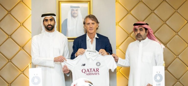 المدرب الإيطالي روبرتو مانشيني