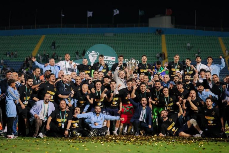 حفل جوائز الكاف .. بيراميدز يفوز بجائزة أفضل فريق على حساب نهضة بركان