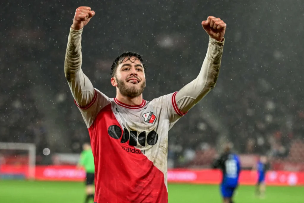 عرض مغري لسفيان الكرواني في الميركاتو الشتوي