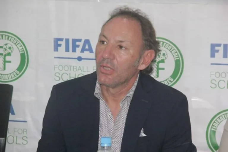 مدرب جزر القمر