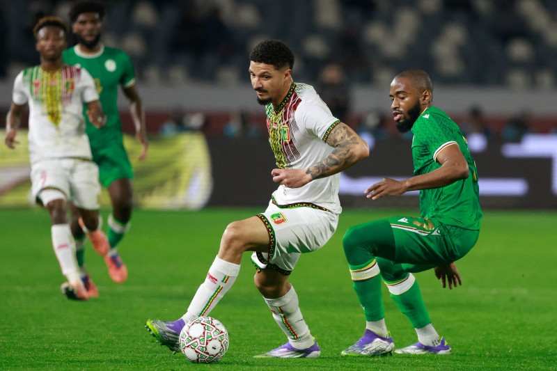 تعادل سلبي مع جزر القمر يقود مالي إلى الأدوار الإقصائية للكان 2025