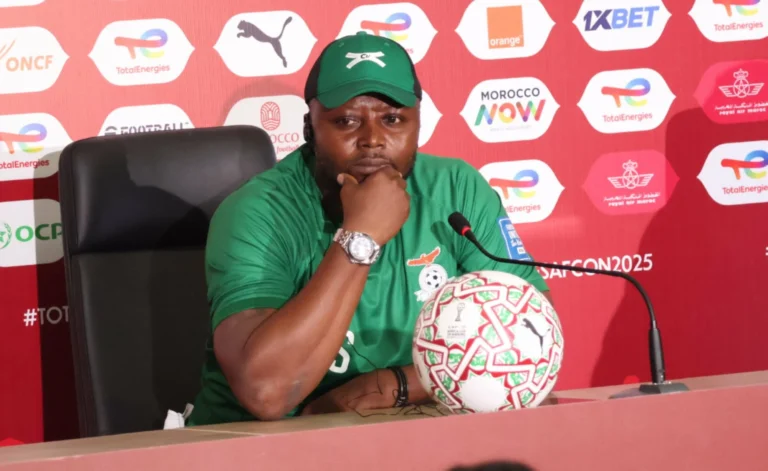 موزيس سيشون