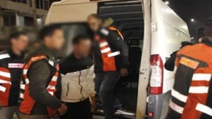 أسلحة بيضاء وشغب رياضي يهز أحد أحياء الدار البيضاء وتوقيفات بالجملة