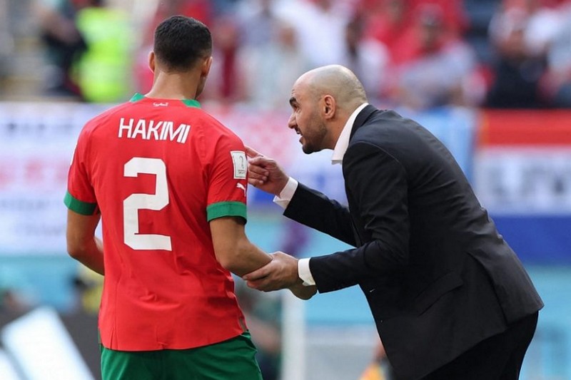 هذا هو المعلق التلفزيوني على لقاء أسود الأطلس و منتخب زامبيا