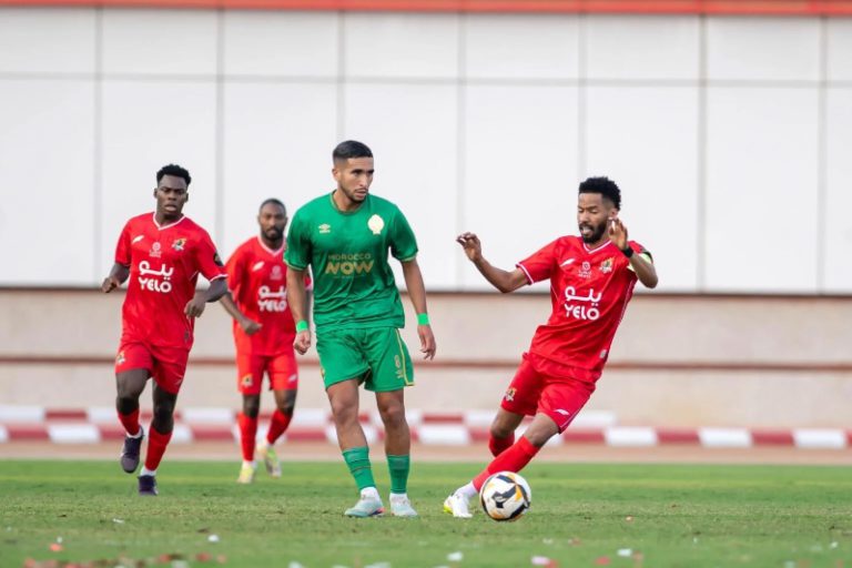 الهزيمة تحاصر الرجاء في أول اختبار ودي أمام الوحدة السعودي