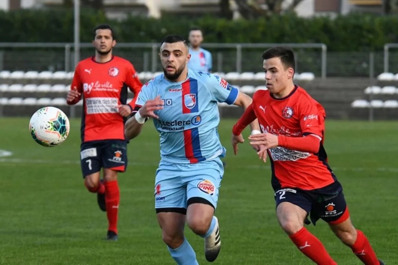 الوداد يقترب من صفقة جديدة لتعزيز الجبهة اليسرى