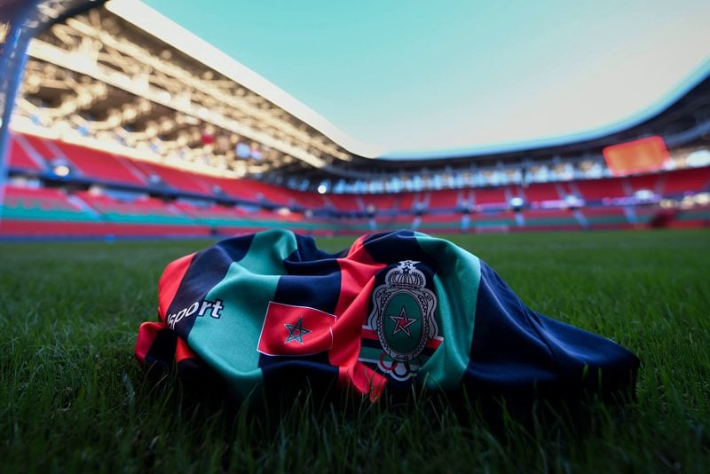 قرارات تأديبية صارمة على الجيش الملكي بعد أحداث مباراة الأهلي المصري