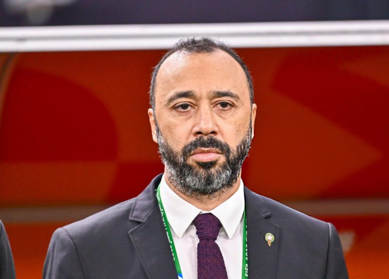 السكتيوي يفاجئ الجميع بتمويه قبل مواجهة الإمارات