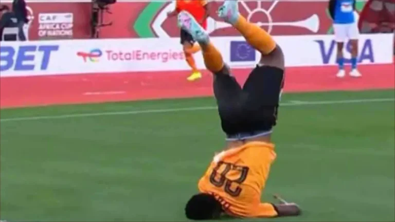 لحظة رعب.. داكا ينقذ زامبيا ويُصاب بشكل مروع بعد هدفه القاتل