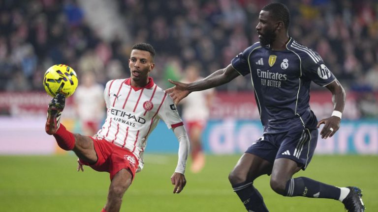 عز الدين أوناحي ضد ريال مدريد