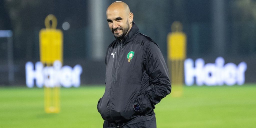 قبل أيام من إنطلاق الكان… خطوة مفاجئة من بيتيس تربك أوراق الركراكي