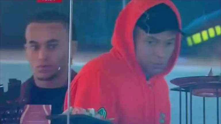 حضور لافت لكيليان مبابي وشقيقه في الكان 2025