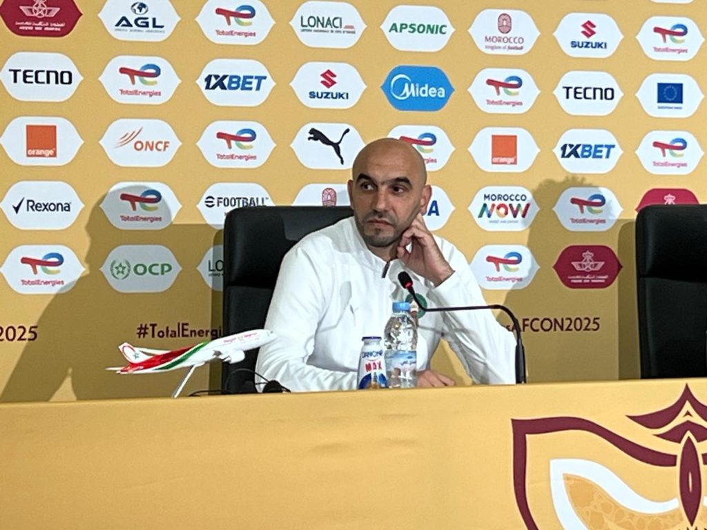 الركراكي يفتح نافذة على مفاتيح حسم المباراة النهائية أمام السنغال