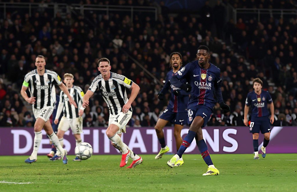 من مباراة باريس سان جيرمان vs نيوكاسل