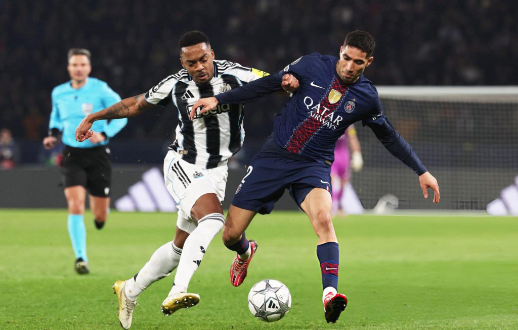 أشرف حكيمي من مباراة باريس سان جيرمان vs نيوكاسل