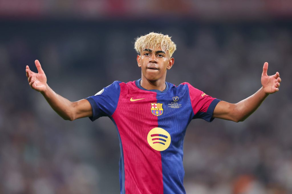 يامال يحقق إنجازًا مذهلًا متفوقا على ميسي ورونالدو