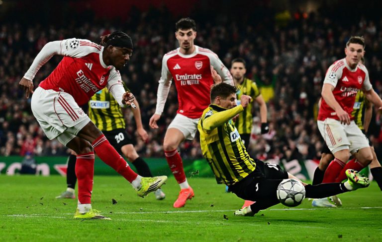 من مباراة أرسنال vs كايرات