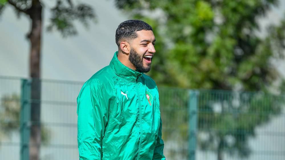 الصيباري يكشف أجواء معسكر المنتخب قبل موقعة الكاميرون