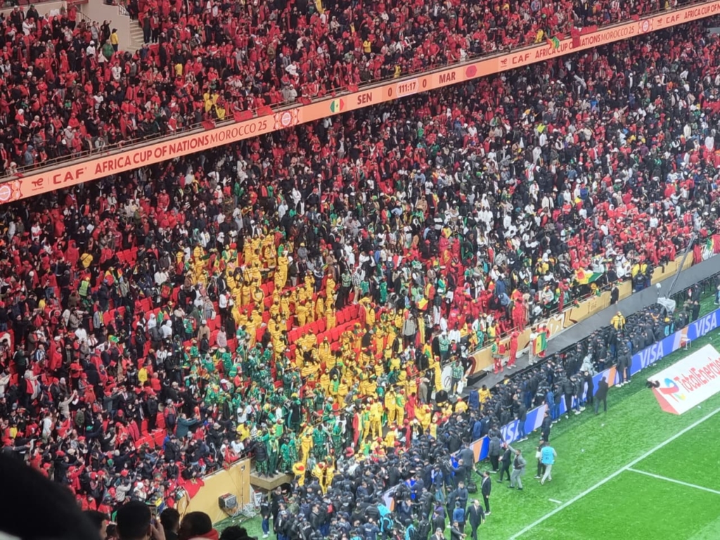 الجماهير مغربية تطالب بالاعتذار عن استضافة بطولات قارية بعد جدل نهائي كأس أمم إفريقيا