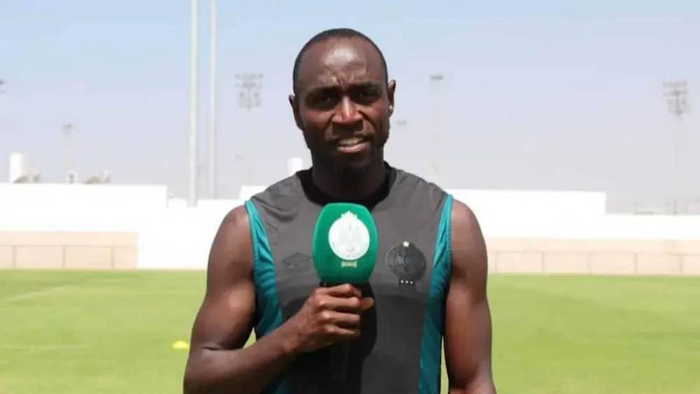 خطوة مفاجئة في صفوف الرجاء.. فسخ عقد اللاعب النيجيري