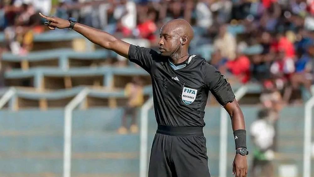 تفاصيل الطاقم التحكيمي لمواجهة الجيش الملكي وشبيبة القبائل