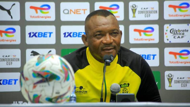 بابي كيموتو، مدرب فريق مانييما يونيون الكونغولي