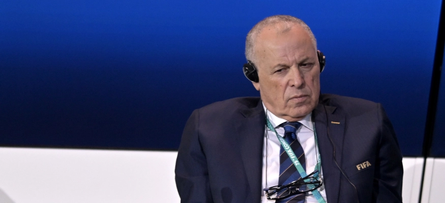 وعكة صحية تحرم هاني أبو ريدة من استكمال مباراة مصر وكوت ديفوار