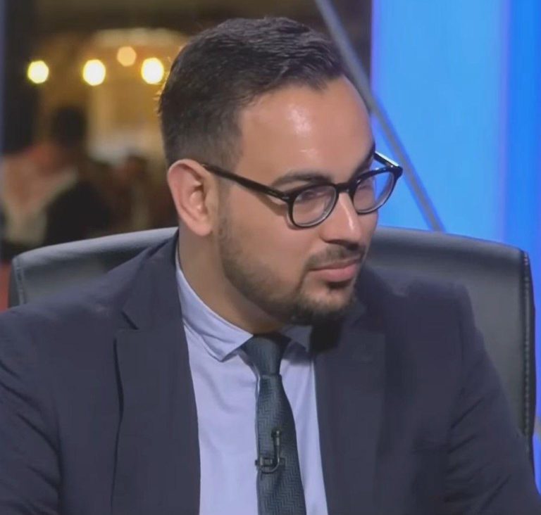 ناقد رياضي تونسي يصدم الإعلام الجزائري